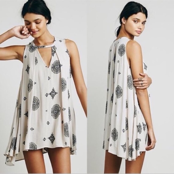 FREE PEOPLE Tree Ivory Medallion Print Tunic Mini Dress - Picture 1 of 4